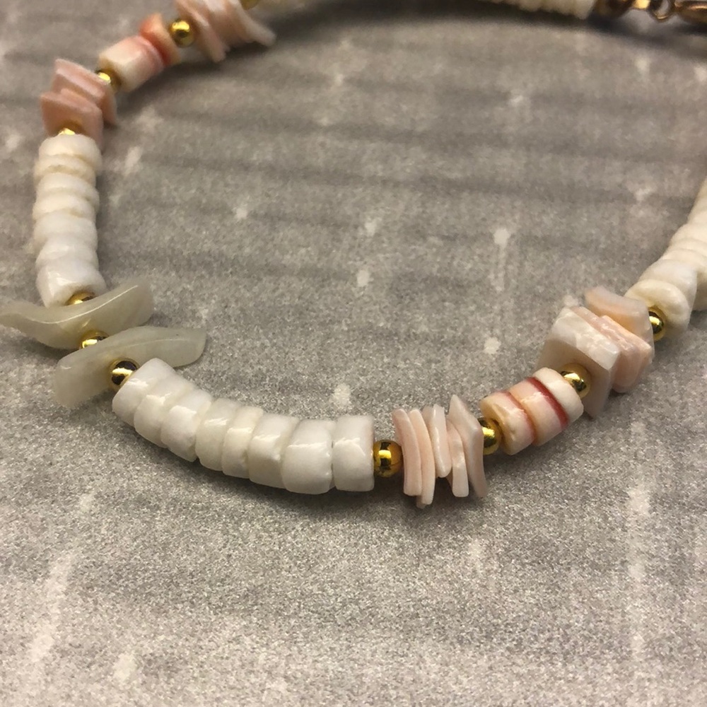 Pooka Shell Bracelet - Picture 2 of 3